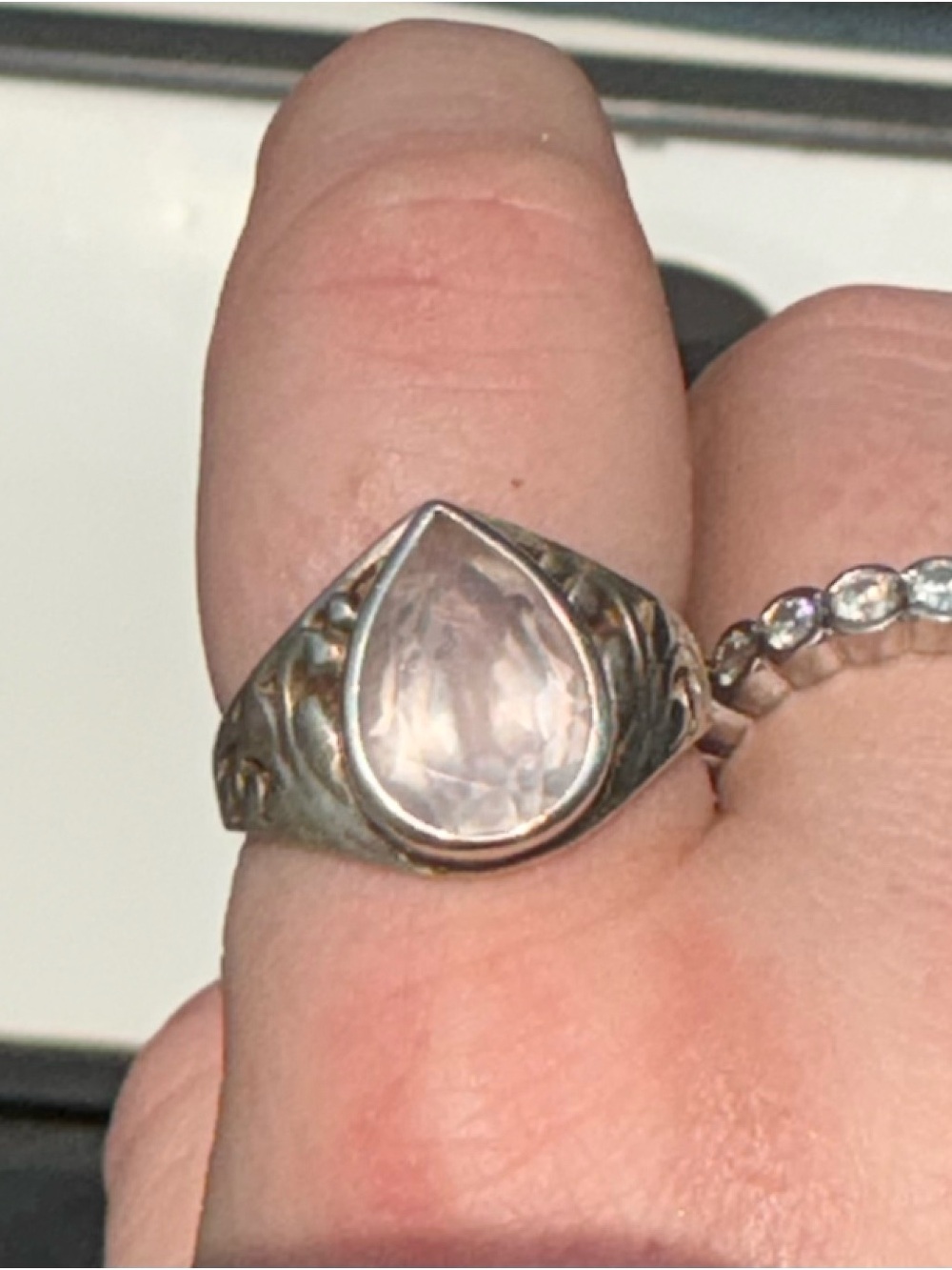 Vintage Sterling Silver Teardrop Rose Quartz Ring - Pink